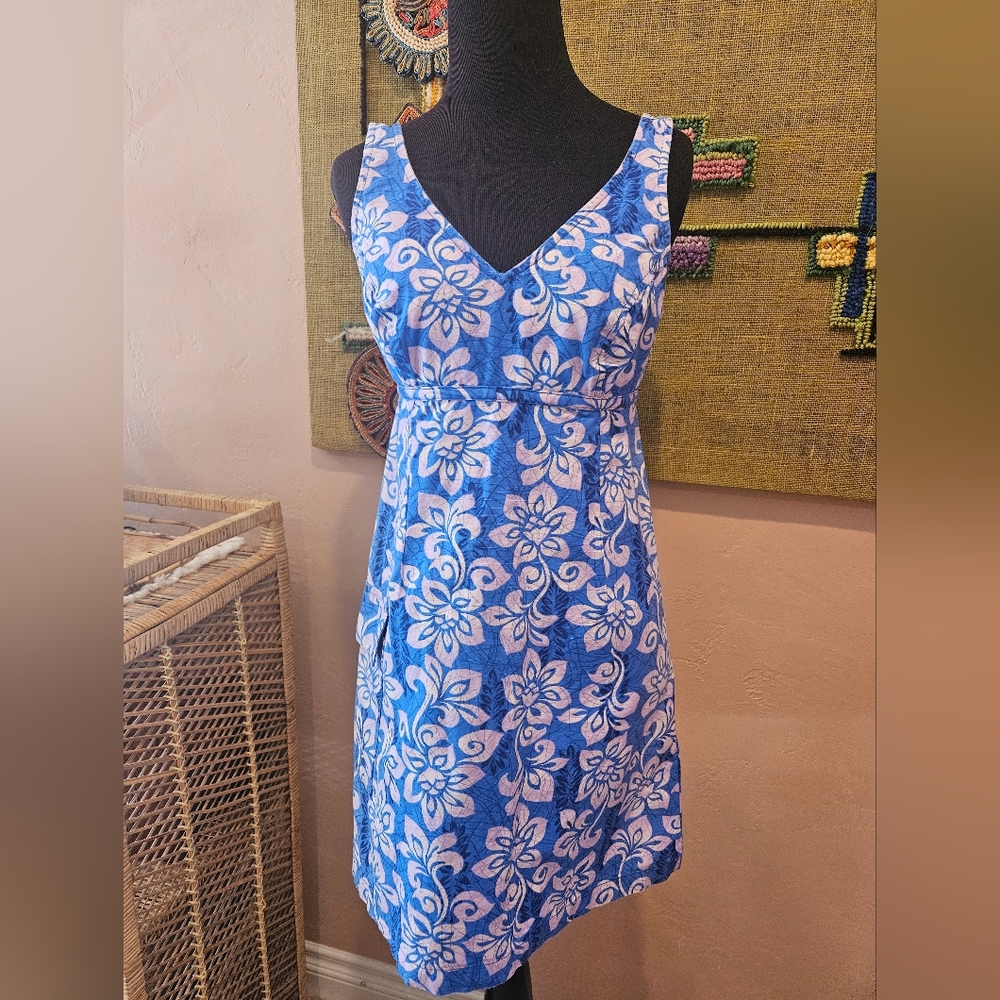 Vintage "Raisins" Hawaiian Floral Mini Dress 💙💜